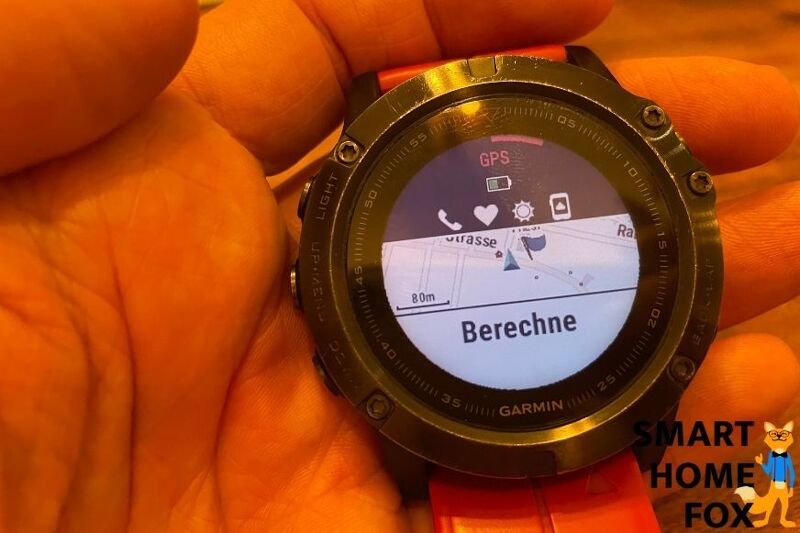 Man sieht das Roundtrip-Routing auf der Garmin Fenix 5X Plus.